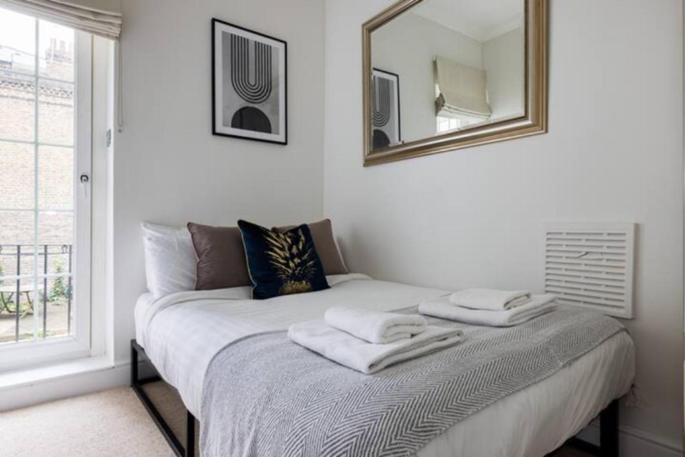 The West Kensington Collection Apartment Londra Exterior foto
