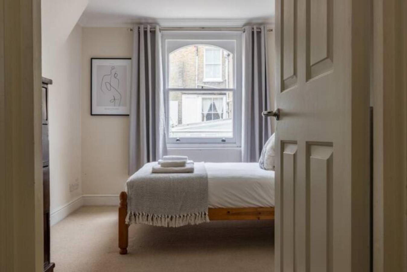 The West Kensington Collection Apartment Londra Exterior foto